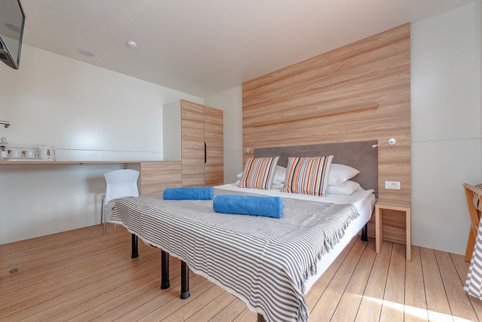 Imagen de la habitación del Hotel Camping Paklenica. Foto 4