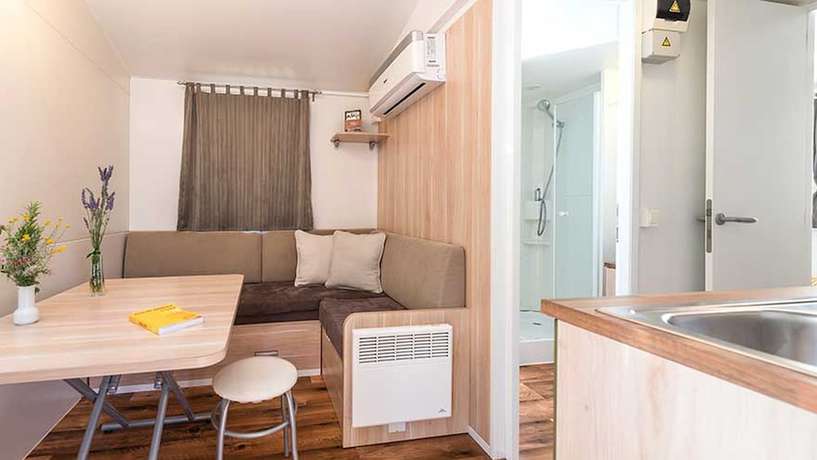 Imagen de la habitación del Hotel Camping Paklenica. Foto 18