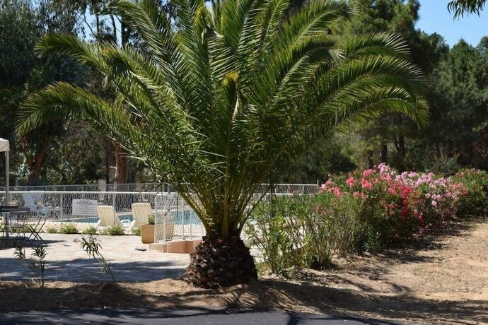 Imagen general del Hotel Camping Paradella. Foto 7