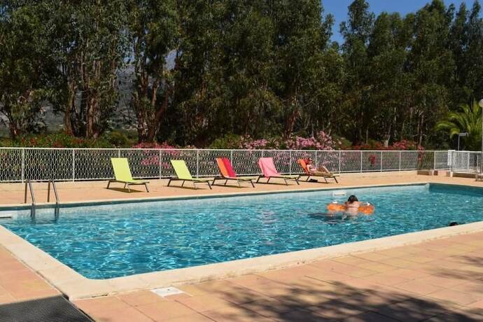 Imagen general del Hotel Camping Paradella. Foto 8