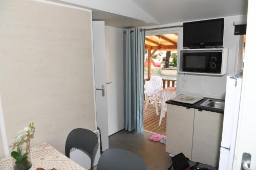 Imagen general del Hotel Camping Parc Bellevue. Foto 3