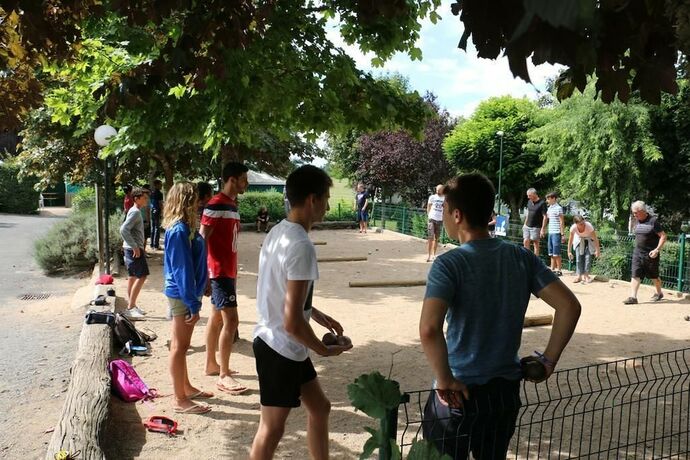 Imagen general del Hotel Camping Parc de Charouzech. Foto 10