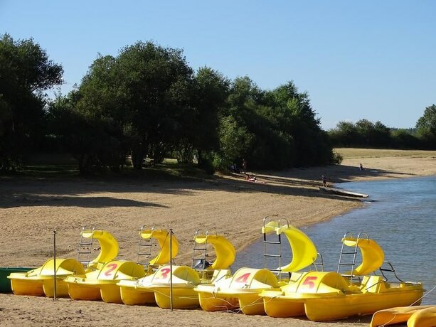 Imagen general del Hotel Camping Parc de Charouzech. Foto 15