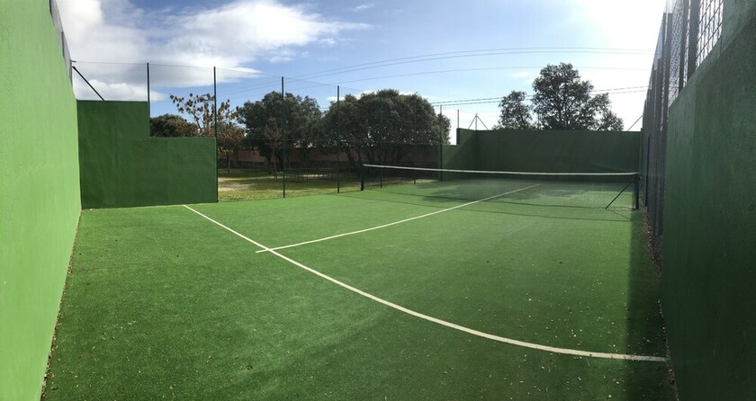 Imagen general del Hotel Camping Pico De La Miel. Foto 10