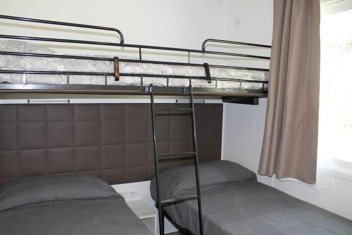 Imagen de la habitación del Hotel Camping Porto. Foto 17