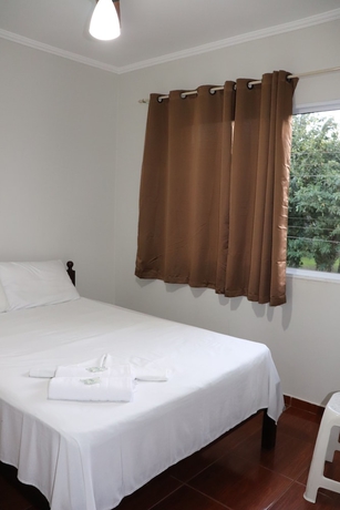 Imagen de la habitación del Hotel Camping Pousada Ilha do Mel. Foto 8