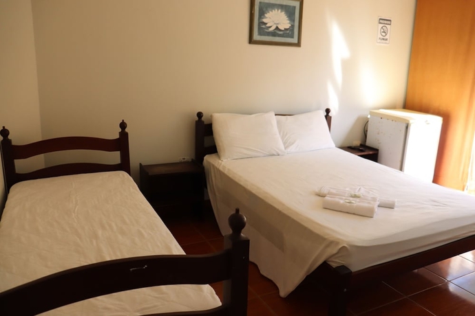 Imagen de la habitación del Hotel Camping Pousada Ilha do Mel. Foto 14