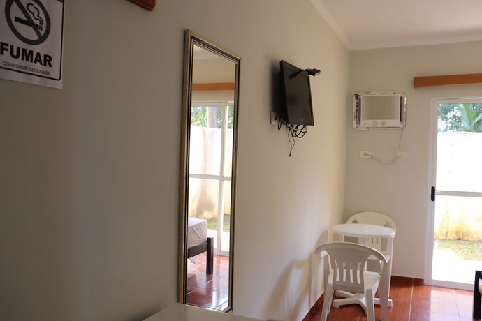 Imagen de la habitación del Hotel Camping Pousada Ilha do Mel. Foto 15
