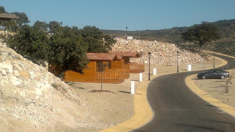 Imagen general del Hotel Camping Pueblo Blanco. Foto 9