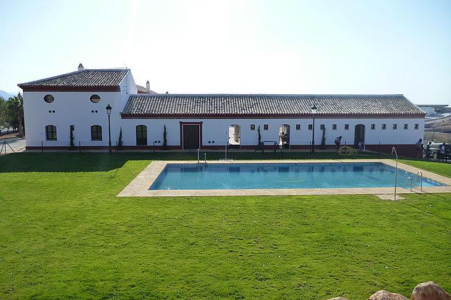 Imagen general del Hotel Camping Pueblo Blanco. Foto 18