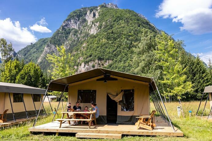 Imagen de la habitación del Hotel Camping RCN Belledonne. Foto 19