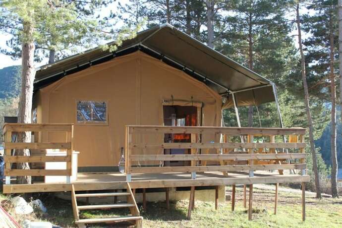 Imagen de la habitación del Hotel Camping RCN Les Collines de Castellane. Foto 18