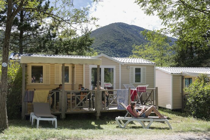 Imagen de la habitación del Hotel Camping RCN Les Collines de Castellane. Foto 19