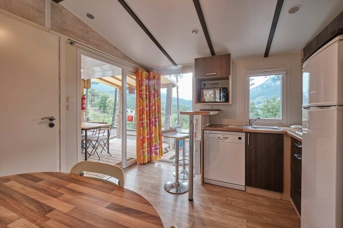 Imagen general del Hotel Camping Rep&ograve;s del Pedraforca. Foto 10