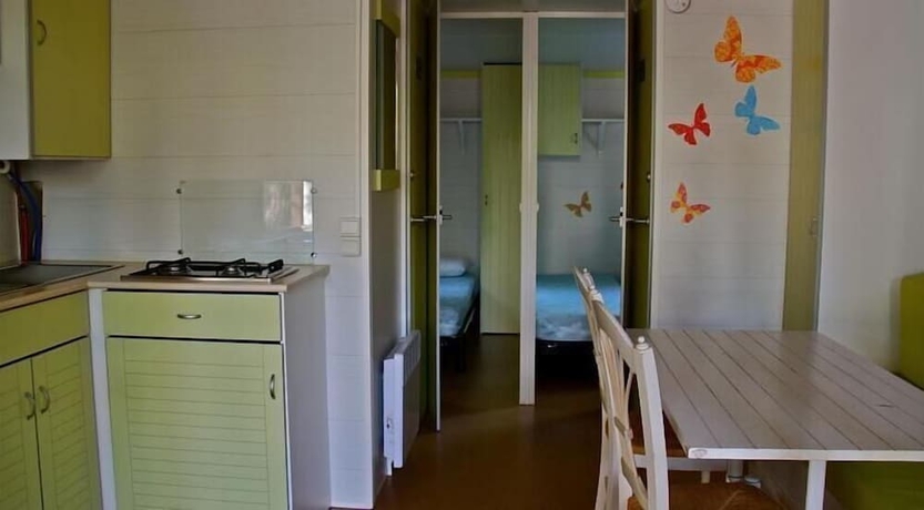 Imagen de la habitación del Hotel Camping Roca. Foto 7