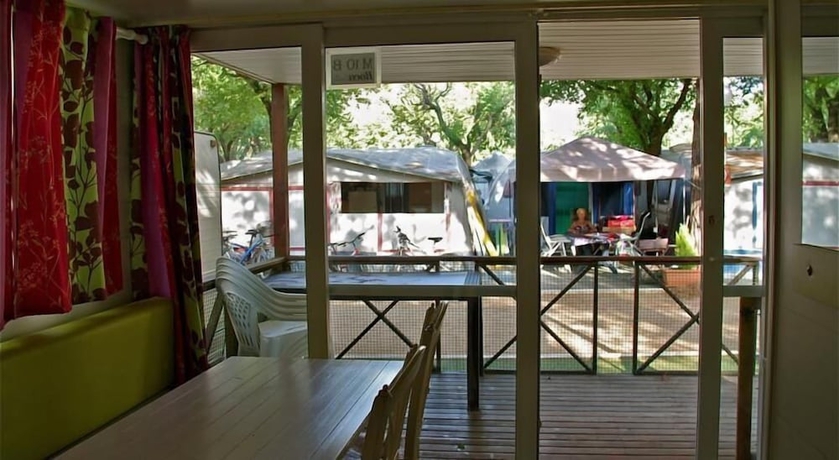Imagen de la habitación del Hotel Camping Roca. Foto 8