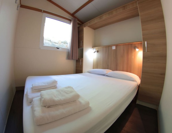 Imagen de la habitación del Hotel Camping Roca Grossa. Foto 10