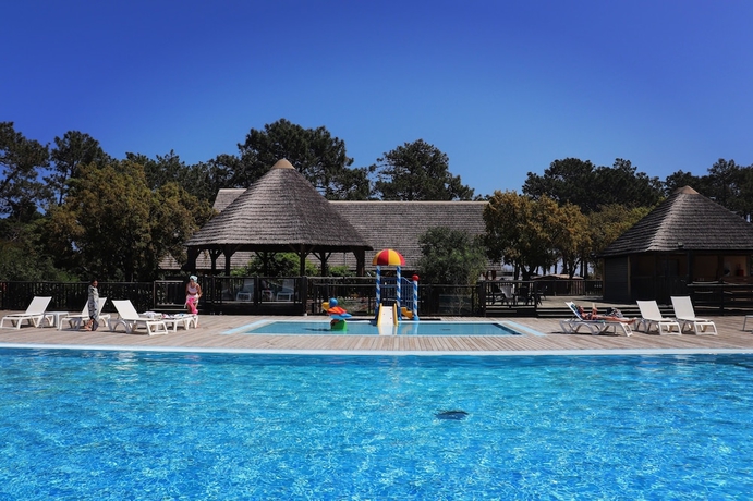 Imagen de la piscina del Hotel Camping San Damiano. Foto 15