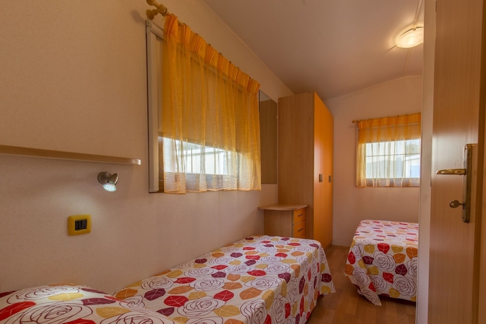 Imagen de la habitación del Hotel Camping Sun Beach. Foto 10