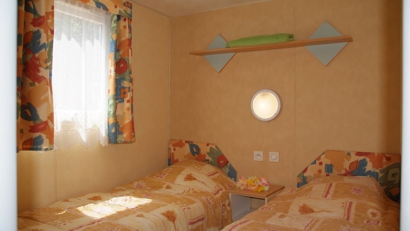 Imagen de la habitación del Hotel Camping TIKAYAN SAINT CLAIR. Foto 13