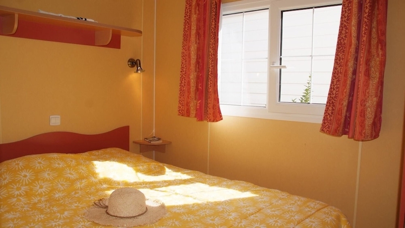 Imagen de la habitación del Hotel Camping TIKAYAN SAINT CLAIR. Foto 18