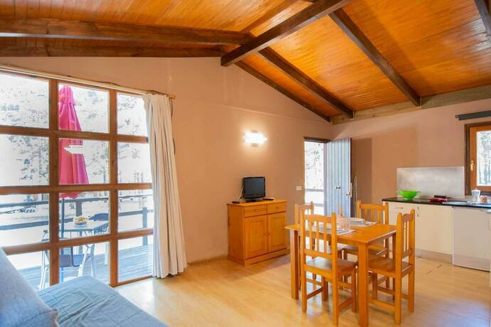 Imagen general del Hotel Camping Urbión. Foto 5