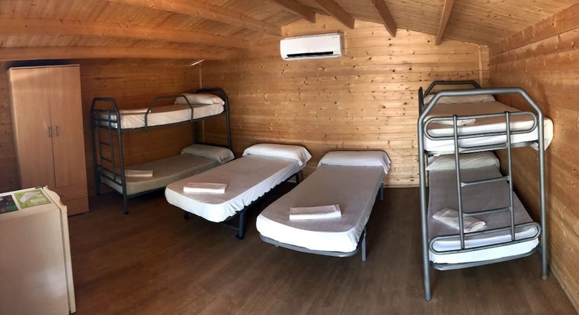 Imagen de la habitación del Hotel Camping ValdeArenas. Foto 6