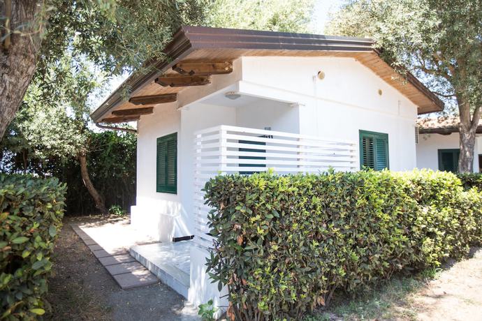 Imagen de la habitación del Hotel Camping Village Paestum. Foto 11