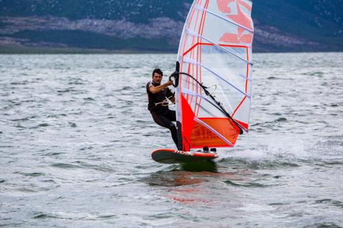 Imagen general del Hotel Camping Vransko jezero - Crkvine. Foto 5