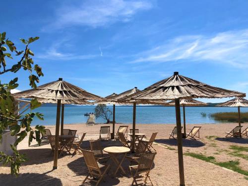 Imagen general del Hotel Camping Vransko jezero - Crkvine. Foto 6