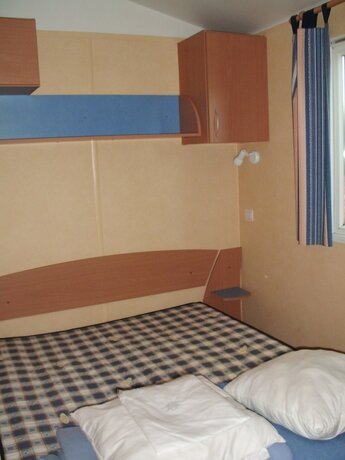 Imagen general del Hotel Camping d\'Autun. Foto 12