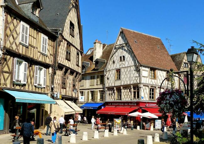 Imagen general del Hotel Camping de Bourges. Foto 4