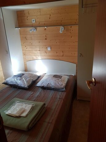 Imagen de la habitación del Hotel Camping de Graniers. Foto 11