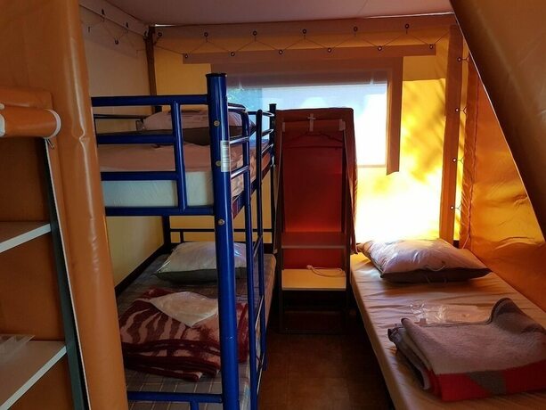 Imagen de la habitación del Hotel Camping de Graniers. Foto 18