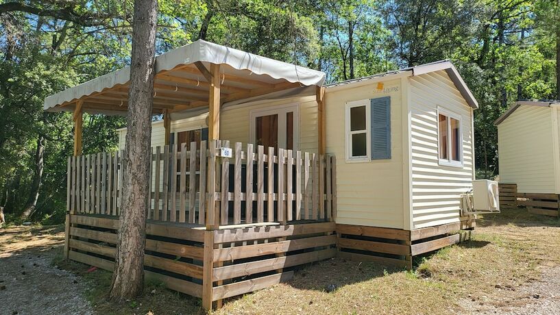 Imagen de la habitación del Hotel Camping de Graniers. Foto 19