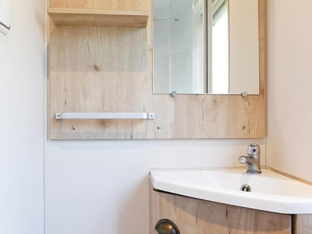 Imagen de la habitación del Hotel Camping de Lyon. Foto 18