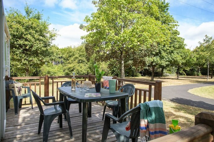 Imagen general del Hotel Camping de Montlouis-sur-Loire. Foto 14