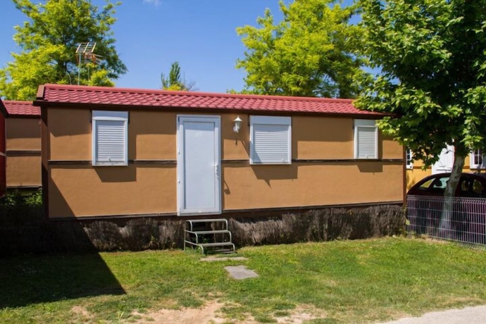 Imagen general del Hotel Camping de Olite. Foto 1