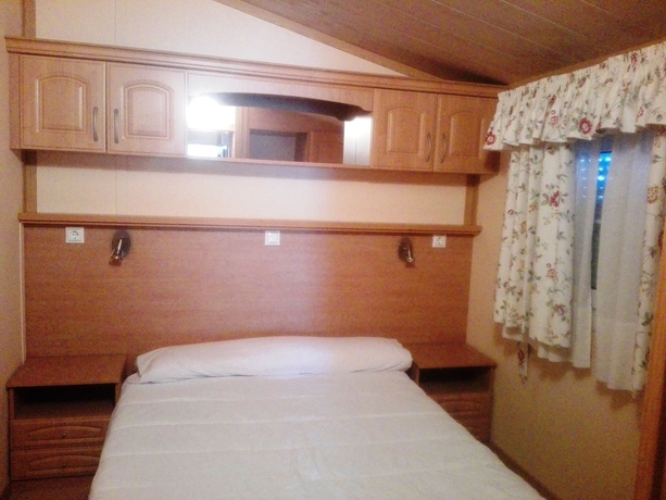 Imagen de la habitación del Hotel Camping de Olite. Foto 9