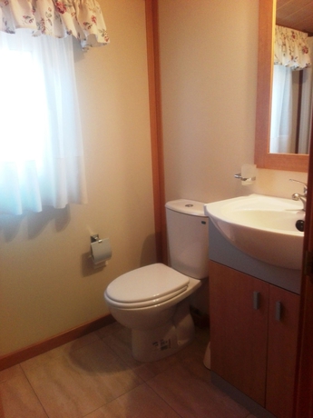 Imagen de la habitación del Hotel Camping de Olite. Foto 15