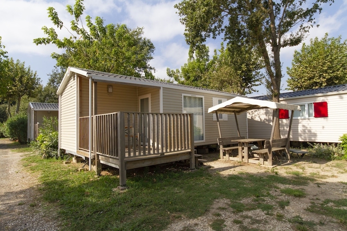 Imagen de la habitación del Hotel Camping de Pujol. Foto 6