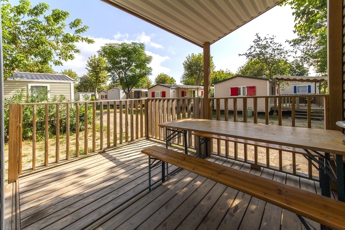 Imagen de la habitación del Hotel Camping de Pujol. Foto 7