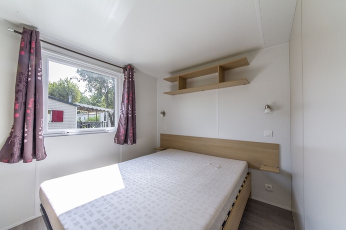 Imagen de la habitación del Hotel Camping de Pujol. Foto 15