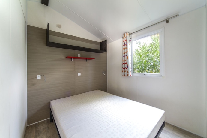 Imagen de la habitación del Hotel Camping de Pujol. Foto 17