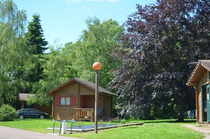 Imagen de la habitación del Hotel Camping de Saulieu. Foto 19