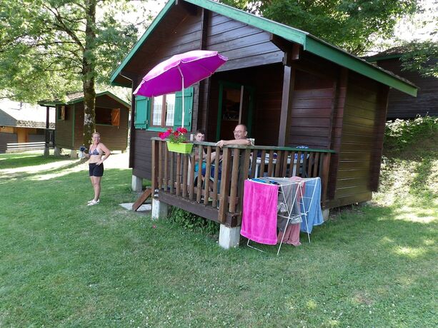 Imagen de la habitación del Hotel Camping de Tauves. Foto 16