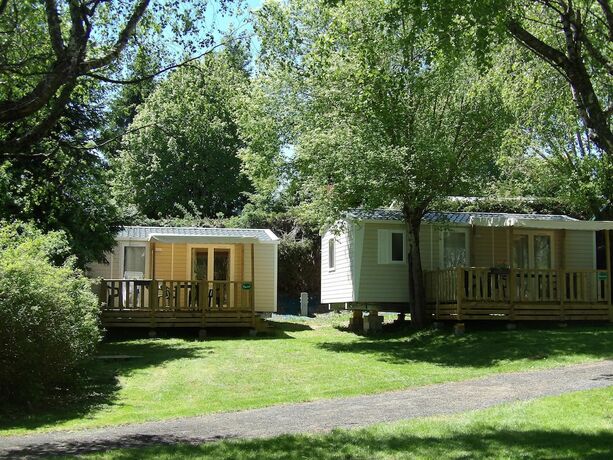 Imagen de la habitación del Hotel Camping de Tauves. Foto 17