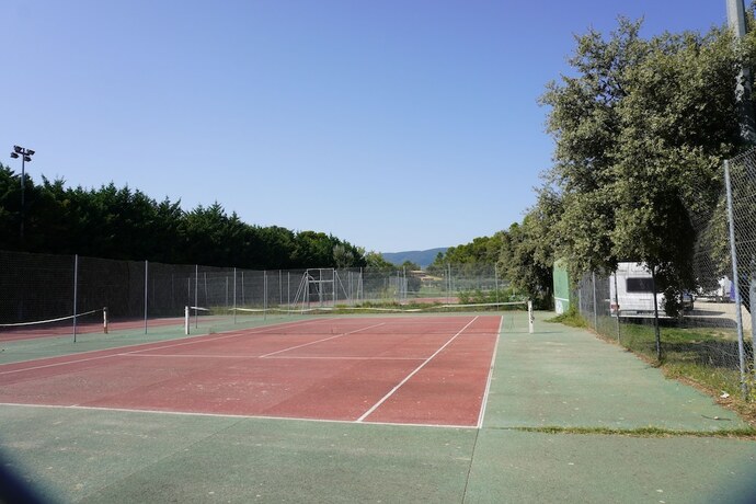 Imagen general del Hotel Camping de la Bonde. Foto 5