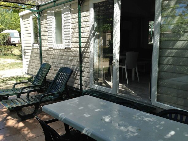 Imagen general del Hotel Camping de la Bonde. Foto 15