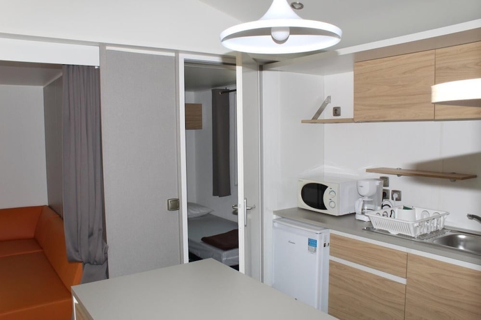 Imagen de la habitación del Hotel Camping de la Chapelette. Foto 10